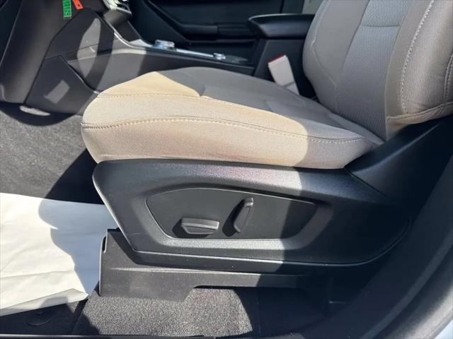 2021 Ford Explorer Base
