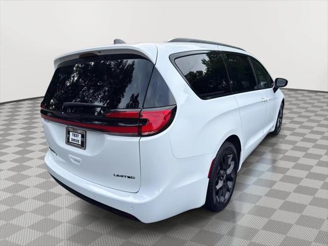 2025 Chrysler Pacifica Limited