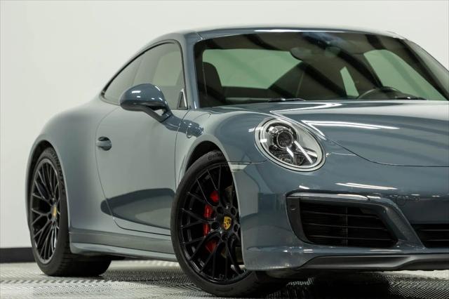 2017 Porsche 911 Carrera 4S