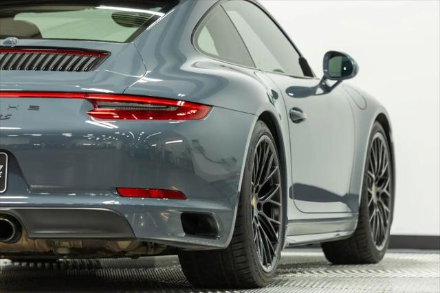 2017 Porsche 911 Carrera 4S