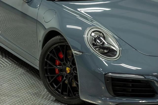 2017 Porsche 911 Carrera 4S