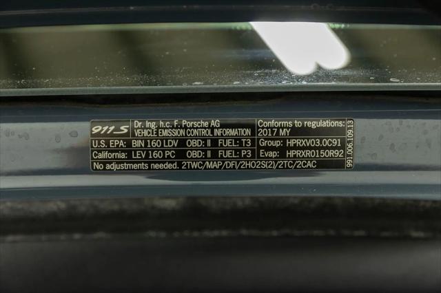 2017 Porsche 911 Carrera 4S