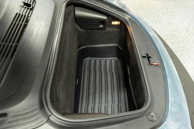 2017 Porsche 911 Carrera 4S