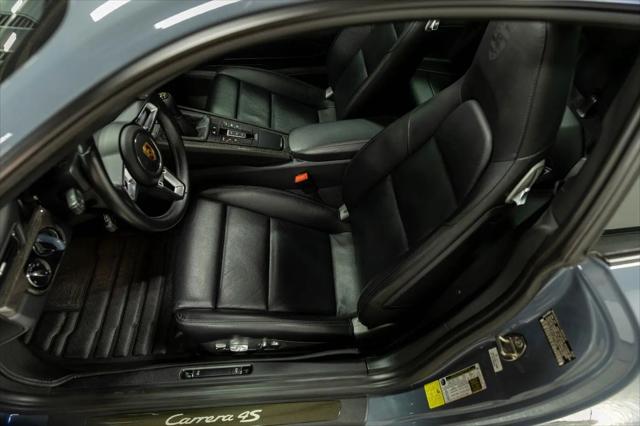 2017 Porsche 911 Carrera 4S