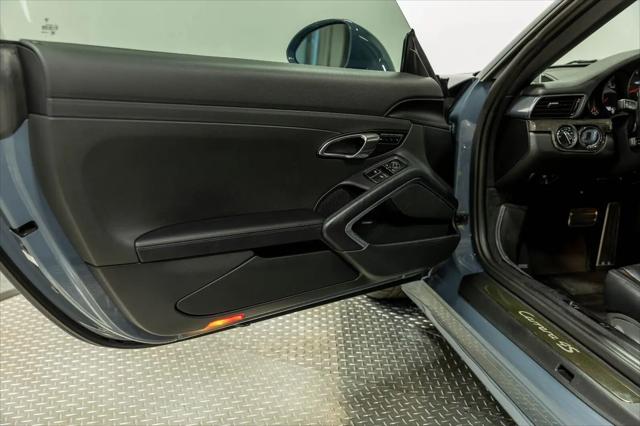 2017 Porsche 911 Carrera 4S