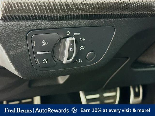 2025 Audi SQ5 Premium Plus TFSI quattro Tiptronic