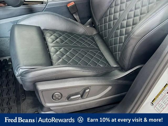 2025 Audi SQ5 Premium Plus TFSI quattro Tiptronic