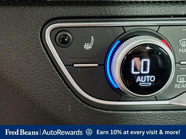 2025 Audi SQ5 Premium Plus TFSI quattro Tiptronic
