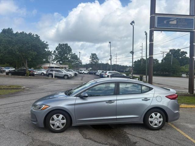 2017 Hyundai Elantra SE for sale in Lexington, SC