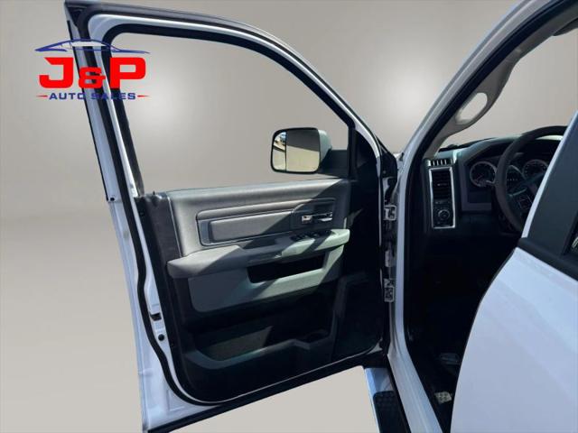 2018 Ram 1500 SLT Crew Cab 4x4 57 Box