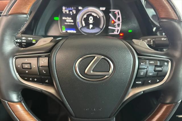 2024 Lexus ES 300h Luxury