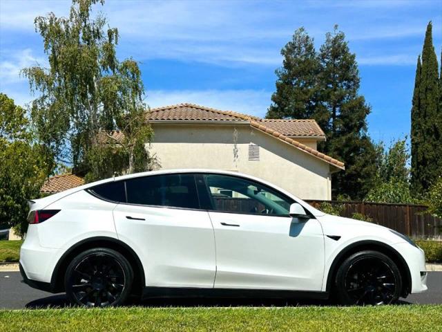 2021 Tesla Model Y Long Range Dual Motor All-Wheel Drive