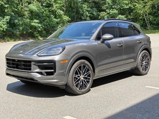 2025 Porsche Cayenne Base