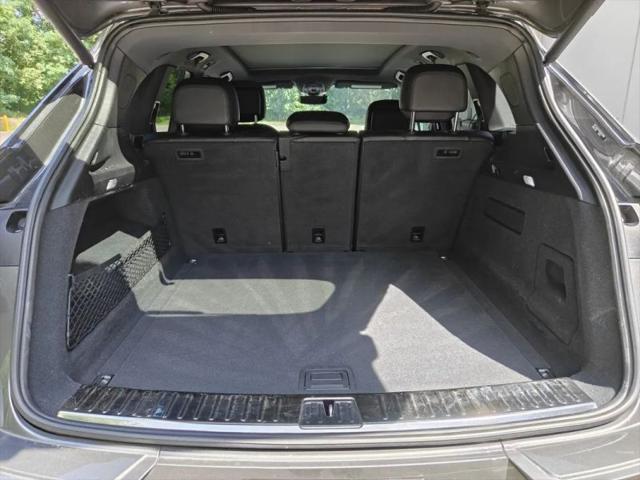 2025 Porsche Cayenne Base