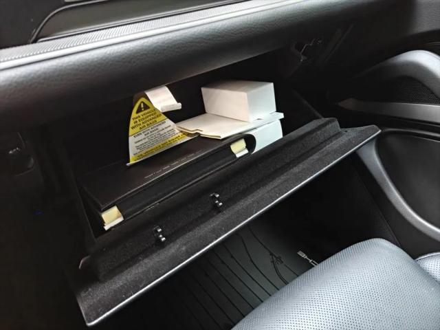 2025 Porsche Cayenne Base