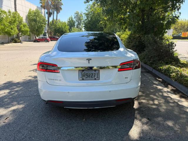 2014 Tesla Model S 85D
