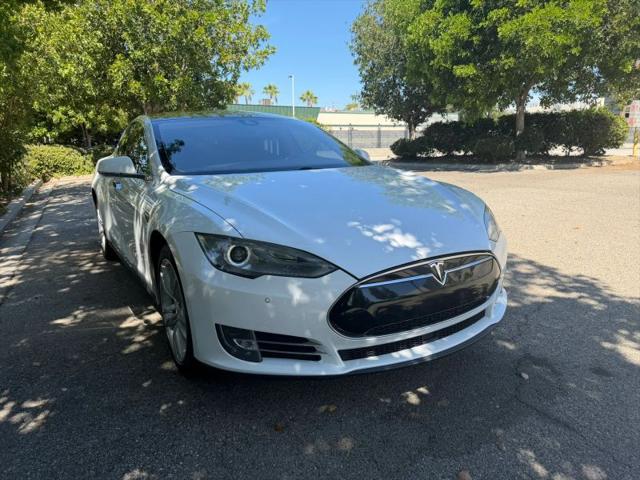 2014 Tesla Model S 85D