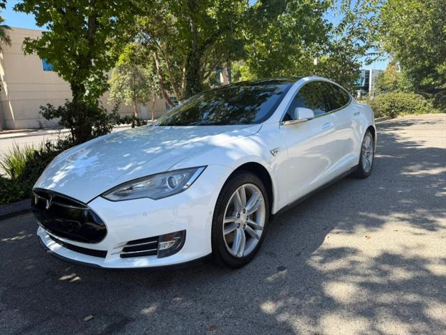 2014 Tesla Model S 85D