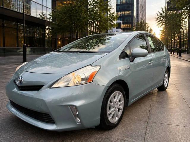 2014 Toyota Prius v Two for sale in Akron, OH