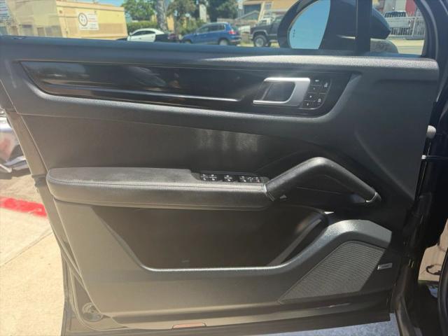 2019 Porsche Cayenne Base