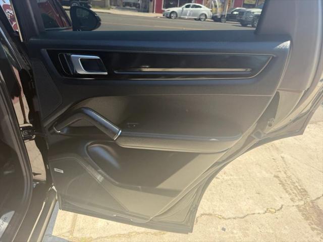 2019 Porsche Cayenne Base