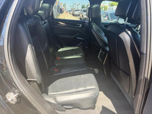 2019 Porsche Cayenne Base