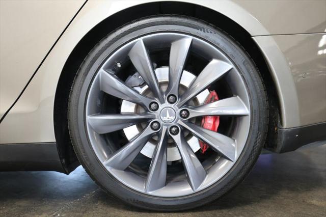 2015 Tesla Model S P85D