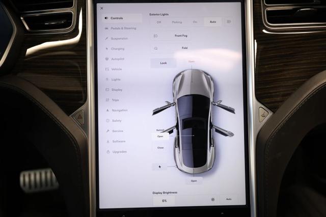 2015 Tesla Model S P85D