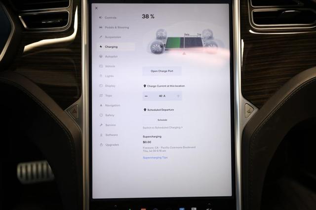 2015 Tesla Model S P85D
