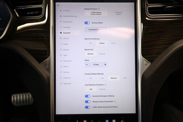 2015 Tesla Model S P85D
