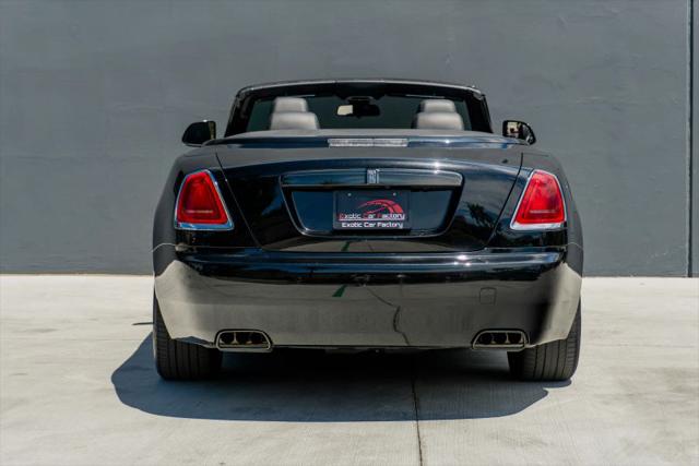 2018 Rolls-Royce Dawn Base