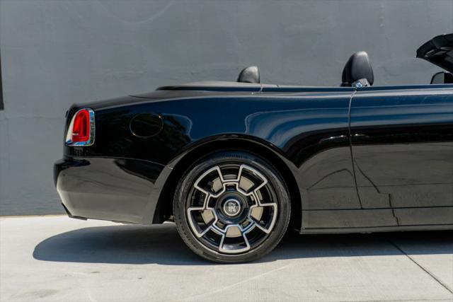2018 Rolls-Royce Dawn Base