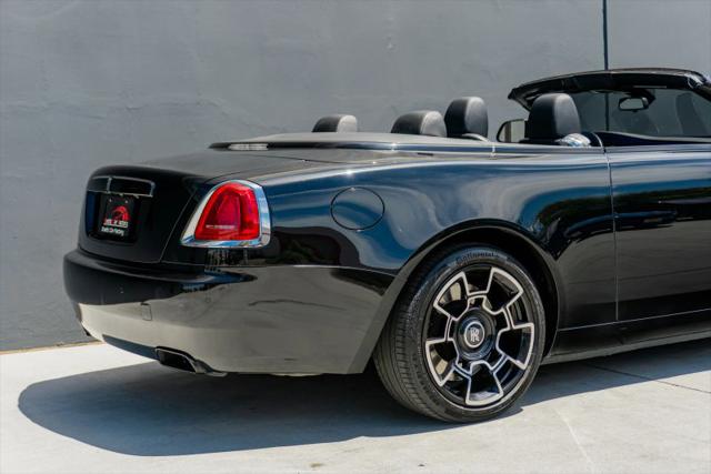 2018 Rolls-Royce Dawn Base