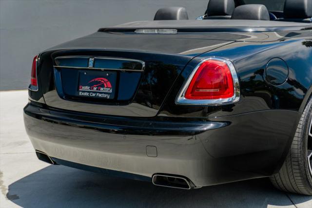 2018 Rolls-Royce Dawn Base