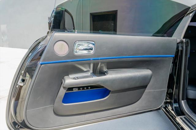 2018 Rolls-Royce Dawn Base