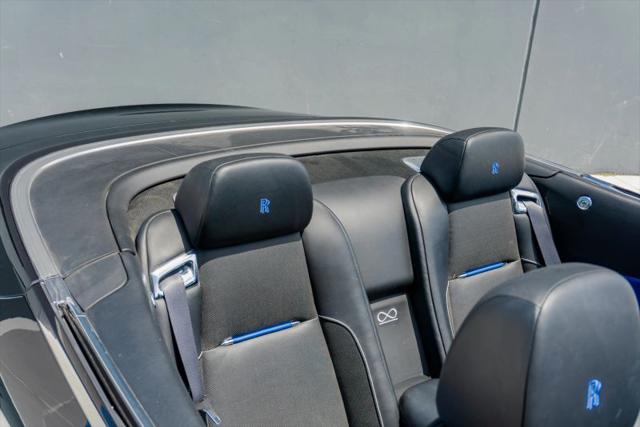 2018 Rolls-Royce Dawn Base