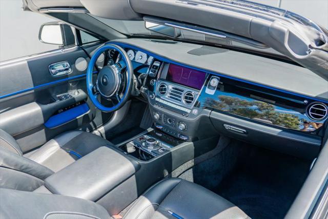 2018 Rolls-Royce Dawn Base