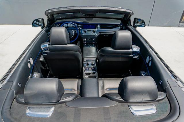 2018 Rolls-Royce Dawn Base