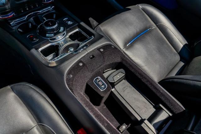 2018 Rolls-Royce Dawn Base