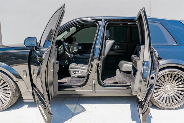2019 Rolls-Royce Cullinan Base