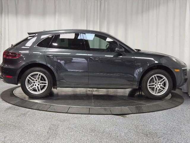 2017 Porsche Macan Base