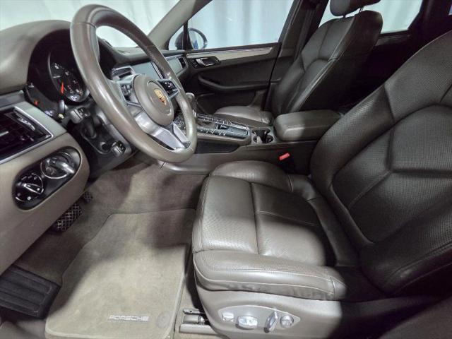 2017 Porsche Macan Base