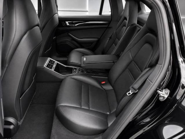 2018 Porsche Panamera 4