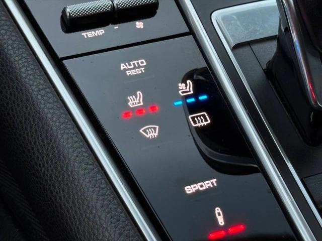 2018 Porsche Panamera 4
