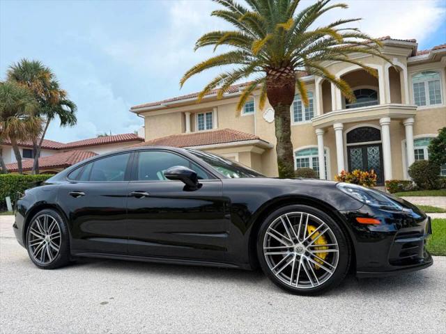 2018 Porsche Panamera 4