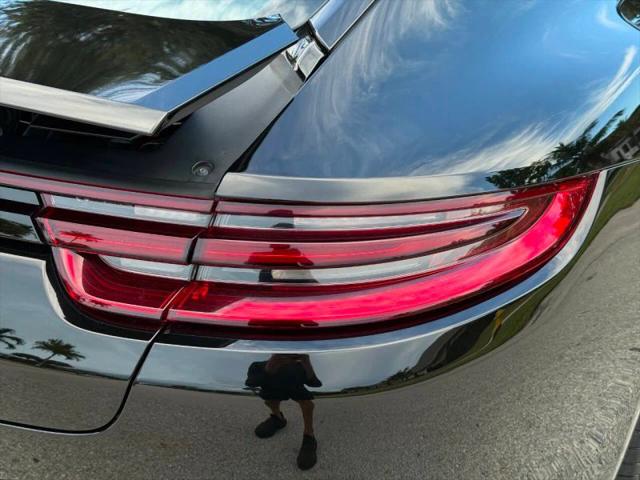 2018 Porsche Panamera 4