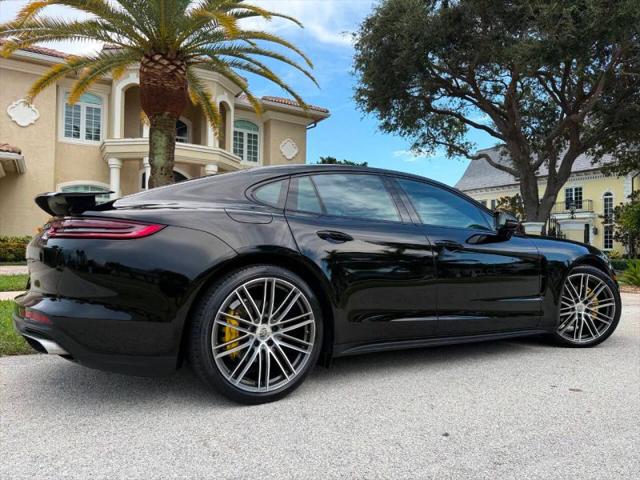 2018 Porsche Panamera 4