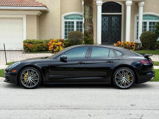 2018 Porsche Panamera 4