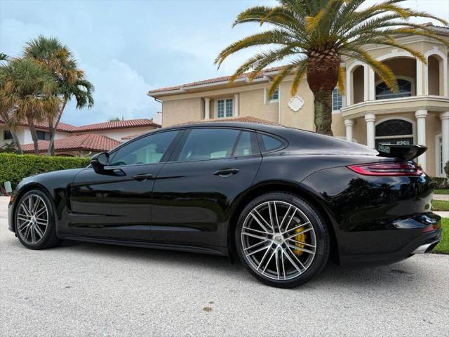 2018 Porsche Panamera 4