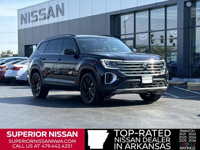2024 Volkswagen Atlas 2.0T SE w/Technology for sale in Fayetteville, AR
